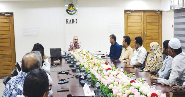 ভাড়াটিয়ার তথ্য যাচাই না করে বাসা ভাড়া নয়, মালিকদের র‌্যাবের সতর্কতা