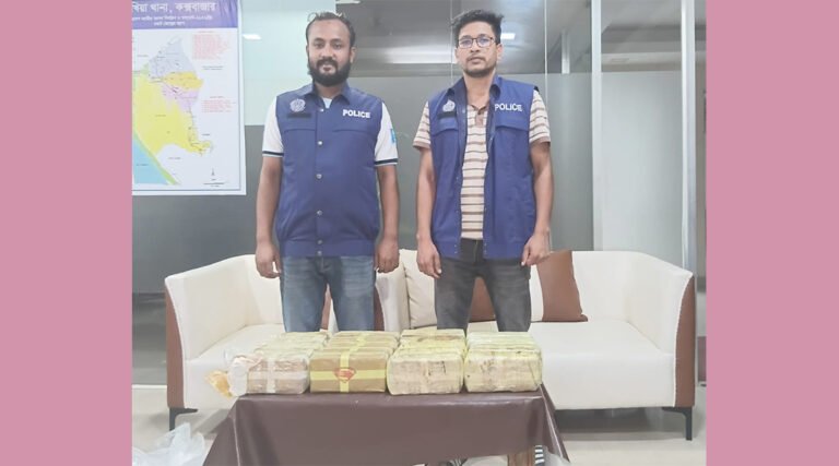 উখিয়ায় পুলিশের অভিযানে ২ লক্ষ পিস ইয়াবা উদ্ধার, সিএনজি জব্দ