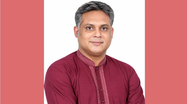 মানিকগঞ্জে প্রচার-প্রচারণায় ব্যাস্ত কাউন্সিলর প্রার্থী ইঞ্জিনিয়ার রাকিবুল ইসলাম