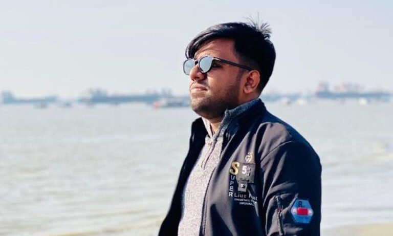 ল্যাপটপ ও অফিসের মালামালসহ মাল্টিমিডিয়ার কার্যক্রম গায়েব করে শরিফ চৌধুরীগংরা লাপাত্তা