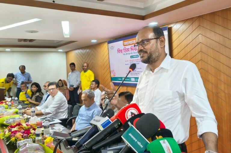 ডিম উৎপাদন বাড়িয়ে রপ্তানির সক্ষমতা অর্জন করতে হবে: প্রতিমন্ত্রী টুকু