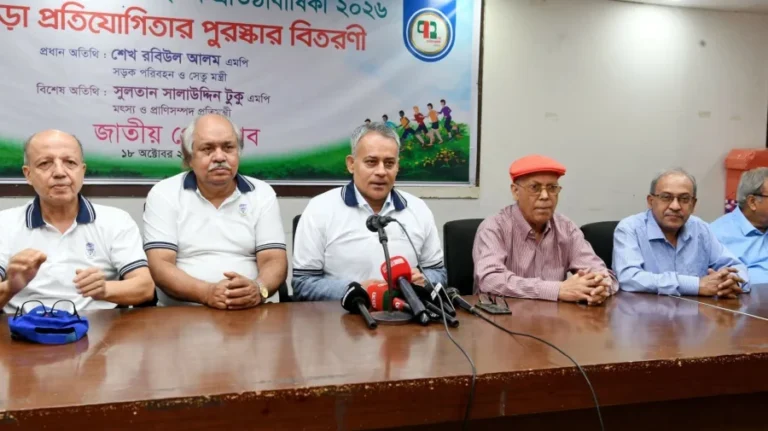 সাংবাদিকরা জাতির বিবেক ও সমাজের দর্পণ : রবিউল আলম