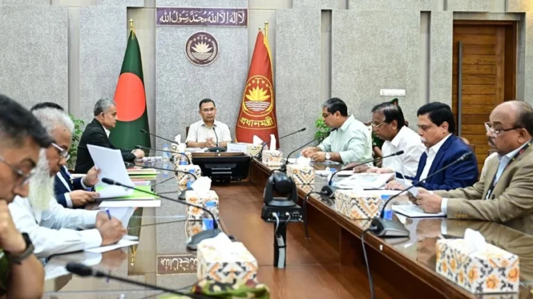 ঢাকা মহানগরে বৃত্তাকার সড়ক নির্মাণকাজের গতি বাড়ানোর নির্দেশ প্রধানমন্ত্রীর