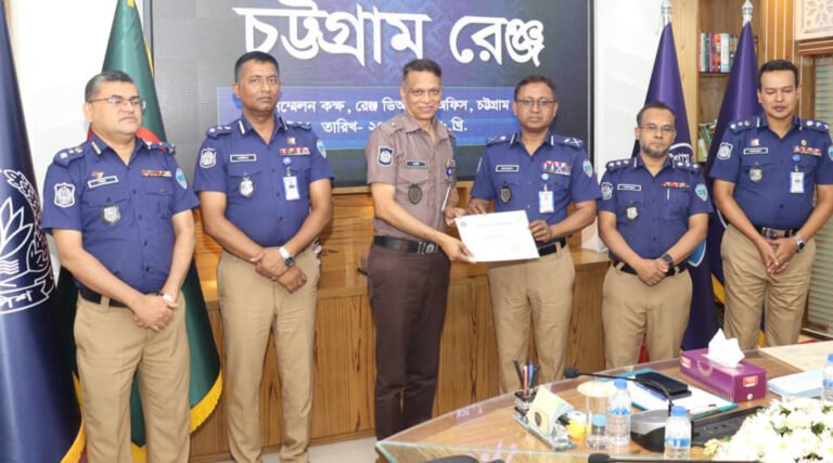 সদর থানায় বিশেষ অভিযান: দুই মাসে বিভিন্ন মামলার ১০৫৯ আসামি গ্রেফতা*র