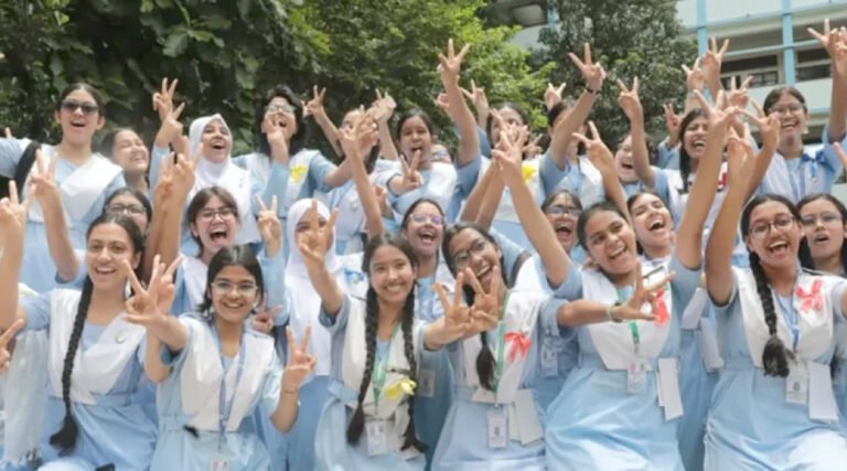 এইচএসসির ফল: এবারও পাসে*র হারে এগিয়ে মেয়েরা