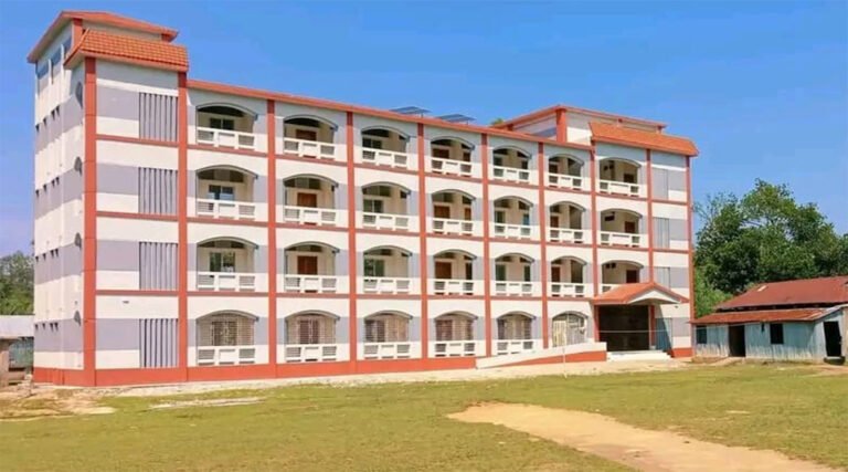 শেরপুরে শিক্ষার্থীর স্পর্শকাতর স্থানে হাত দেওয়ার অভিযোগ, ধর্মীয় শিক্ষককে বরখাস্তের সিদ্ধান্ত