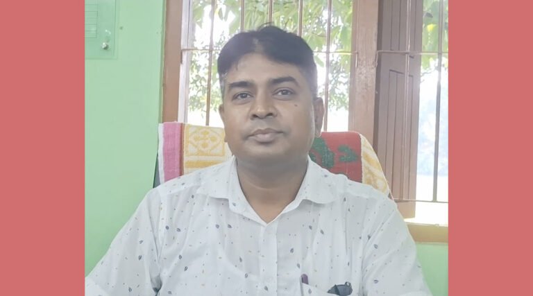 শিবালয়ে জেলেদের চাল কম দেওয়ার অভিযোগ ; তথ্য সংগ্রহে গিয়ে হেনস্তার শিকার সাংবাদিকরা
